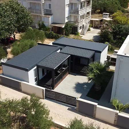 Apartment With Parking Space Pakostane, Biograd - 16579 Pakostane